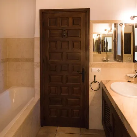 Luxury El Toril - With Heated Pool & Scenic Views * Mijas