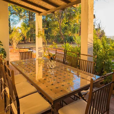 别墅 Luxury El Toril - With Heated Pool & Scenic Views *